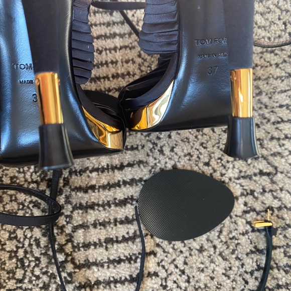 TOM FORD Pleated Satin Ankle-Wrap Platform Sandals - Black Size 37 NWT - Picture 14 of 17